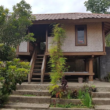Radiya Guesthouse Sembalunlawang Exterior photo